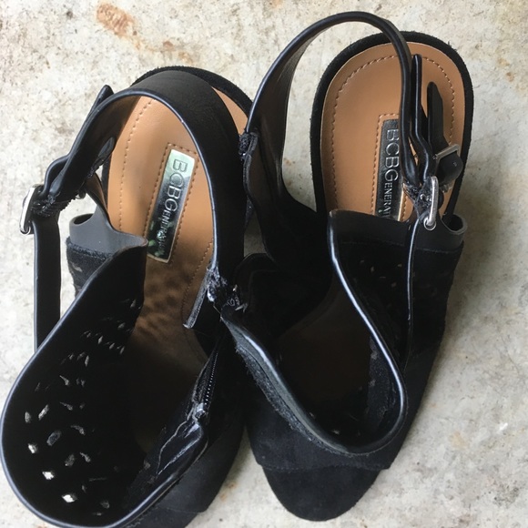 BCBG peep-toe bootie (EUC) - Picture 4 of 6